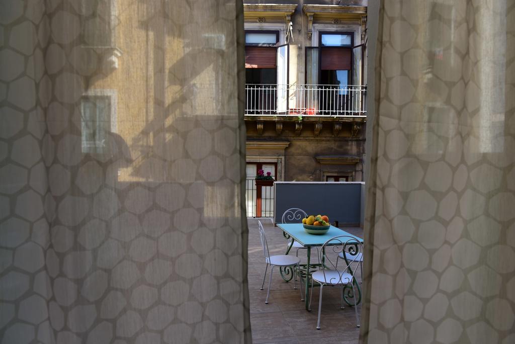 Palazzo Clarenza Di San Domenico Villa คาตาเนีย ภายนอก รูปภาพ