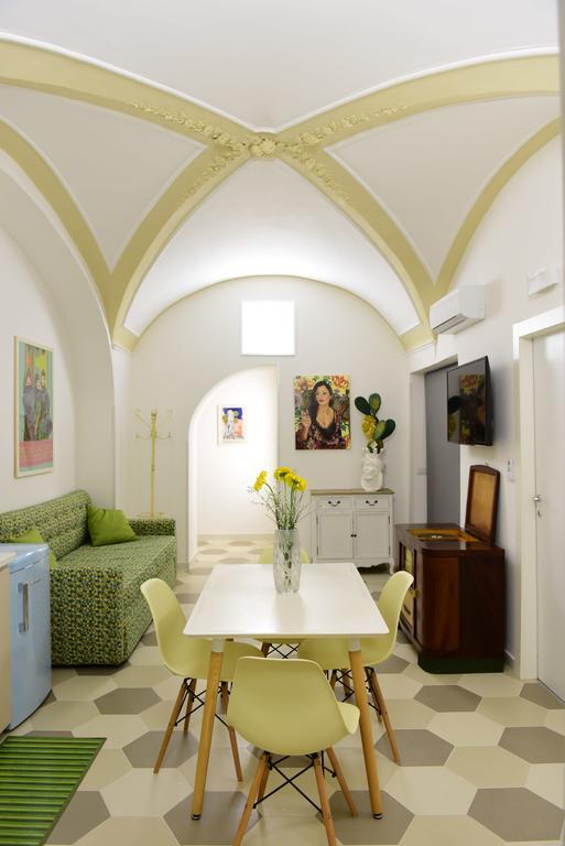 Palazzo Clarenza Di San Domenico Villa คาตาเนีย ภายนอก รูปภาพ