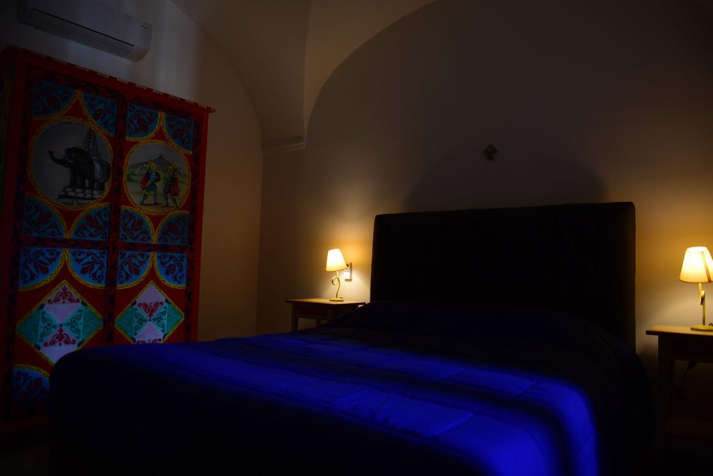 Palazzo Clarenza Di San Domenico Villa คาตาเนีย ภายนอก รูปภาพ